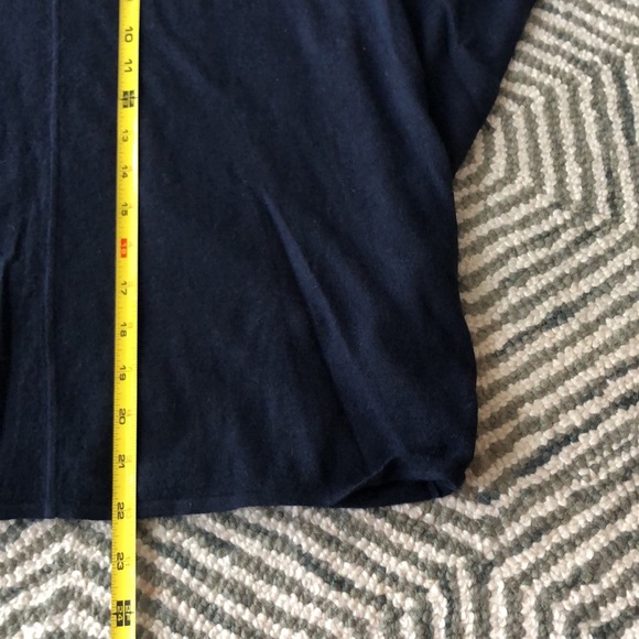 Club Monaco 100% cashmere short sleeve tee - Picture 6 of 6